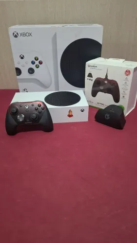 Xbox Series S e Controle Gamesir G7 Pro