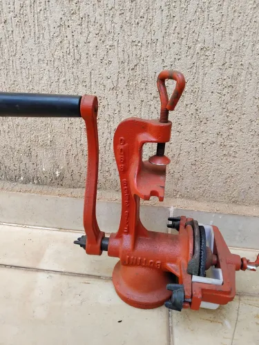 Moedor de grãos Botini