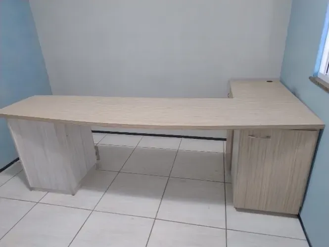 Mesa em L