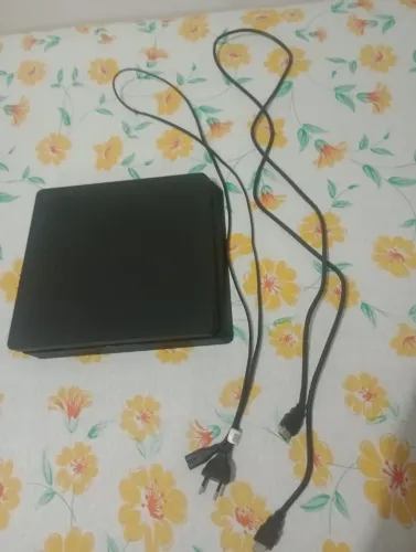 Ps4 slim de 1 TB
