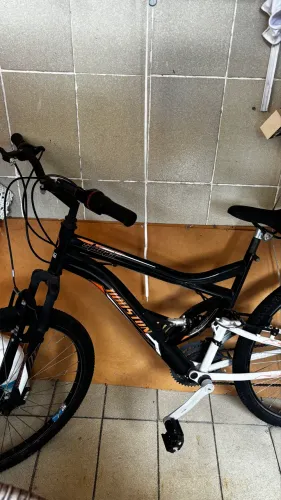 Bicicleta houston sitinger aro 26