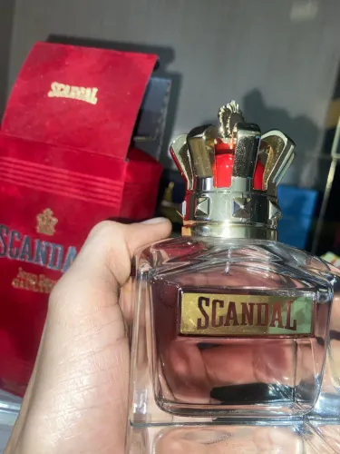 Perfume Scandal EDT - usado bem pouco