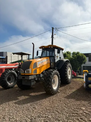 TRATOR VALTRA BM 125 - ANO 2013