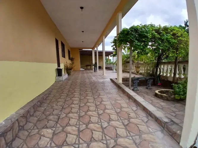 CASA NA COMPENSA II EXCELENTA PARA EMPRESAS LOCALIZAÇÃO ESTRÁTÉGICA