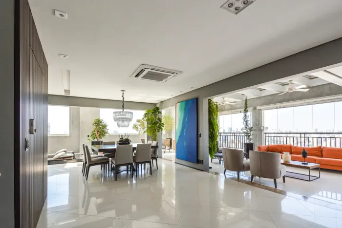 Cobertura para venda em Vila Mariana com 3 quartos, sendo 3 suítes, 332m²