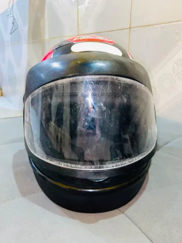 Capacete