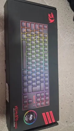 Teclado Mecânico Gamer Redragon Kumara Pro Rgb Wireless Bluetooth Abnt2