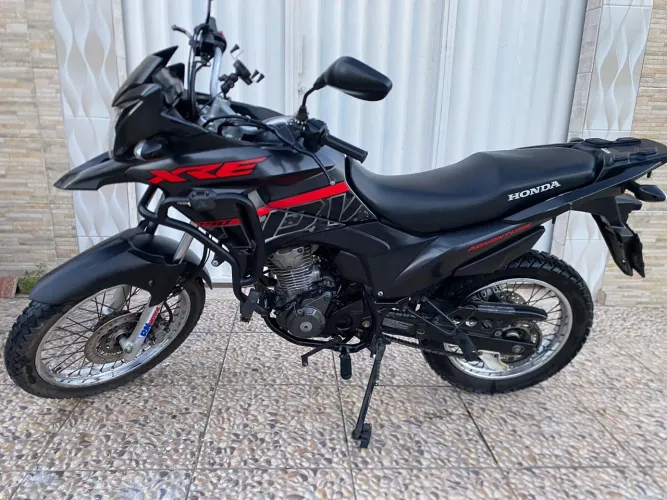 Vendo XRE 190 2022/2023 aventure