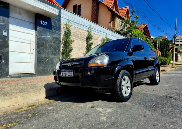Hyundai Tucson 2.0 16V Aut. 2012