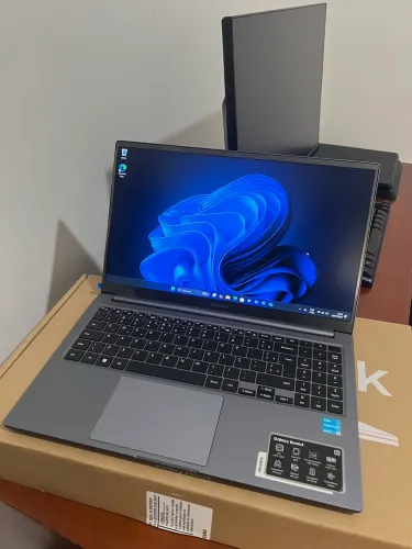 Notebook Galaxy Book 4 MUITO NOVO!!