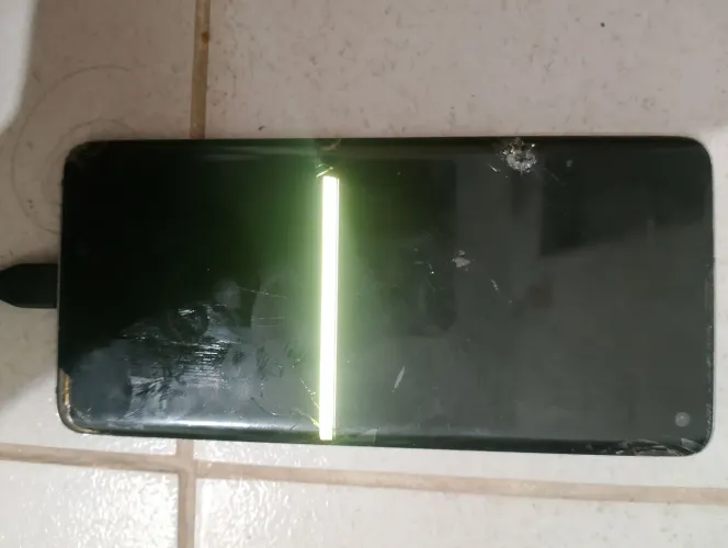S10+ com defeito (leia a descrição)
