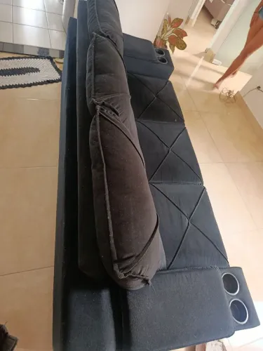 Sofá retrátil 550,00