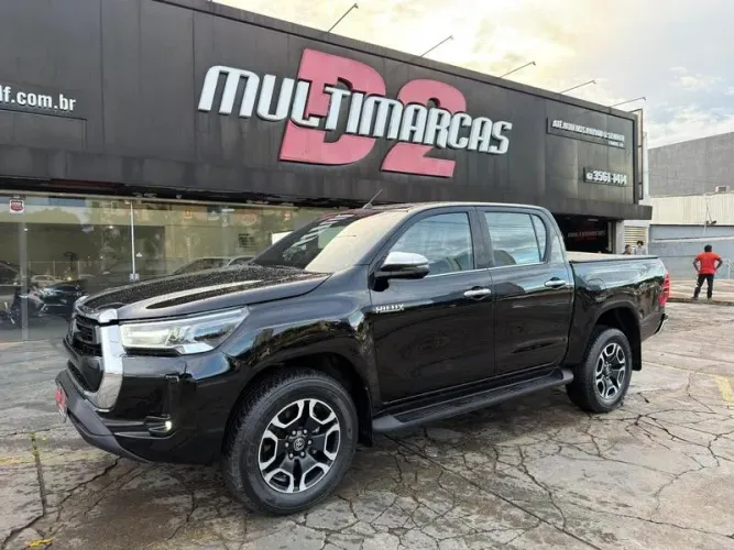 Toyota Hilux CD SRX 4X4 2.8 TDI 16V Diesel Aut. 2023