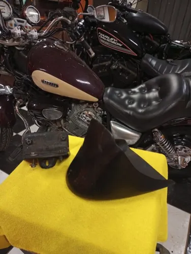 Spoiler bico de pato Harley Sportster