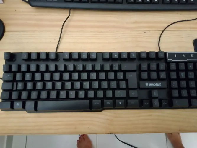 Teclado gamer 