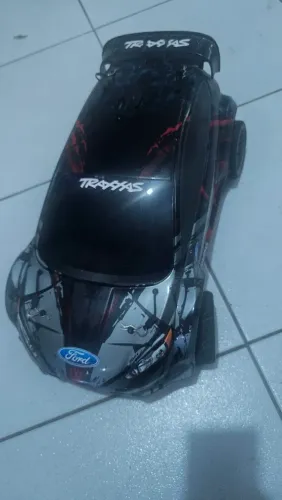 Traxxas slash 4x4 convertida para rally