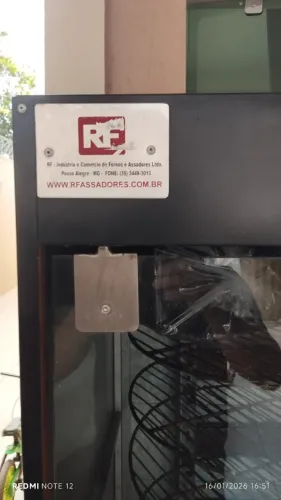 MAQUINA DE ASSAR FRANGOS E CARNES. 