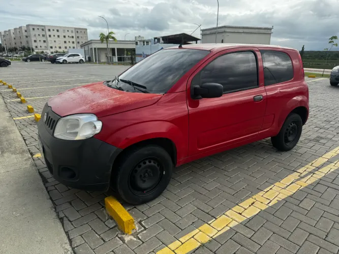 Fiat Uno Vivace 1.0 EVO Fire Flex 8V 3P 2014
