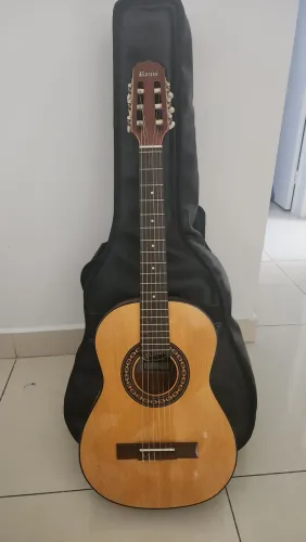 Violão Rozini Junior com capa
