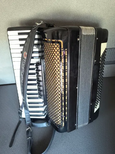 Acordeon 120 baixo Todeschini