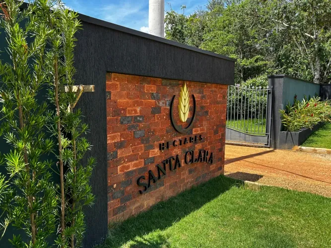 Excelentes Terrenos 20.000m2 com Pagamento Facilitado a 15min das Cachoeiras