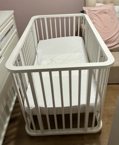Berço 4 Em 1 Fases Branco Com Rodas Kartoon Baby