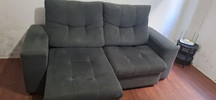 Vendo sofá Retrátil
