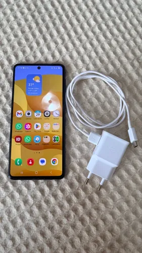 Samsung Galaxy M53 5G em Estado de Novo + Acessórios