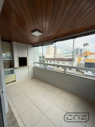 Apartamento à venda no Centro I de Brusque-SC 3 quartos, 1 suíte, 2 salas, 1 vaga de garag
