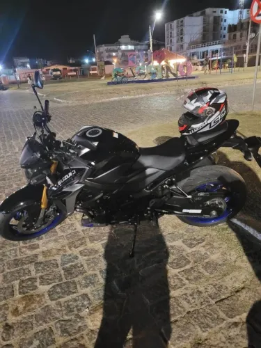 VENDO MOTO SUZUKI GSX-S 750cc ano 2022 modelo 2023