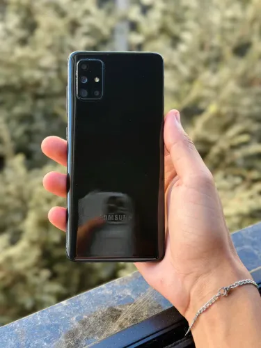 ? Samsung Galaxy A71 - 128GB