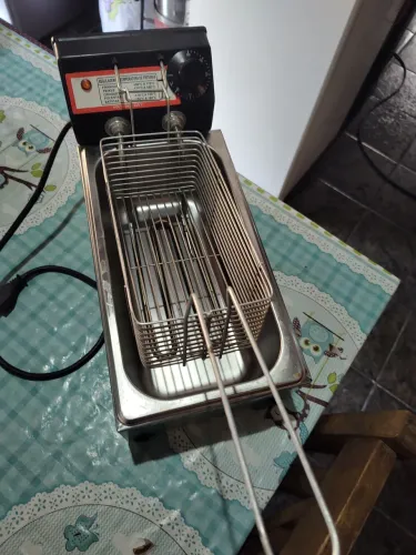 Fritadeira 2 litros 