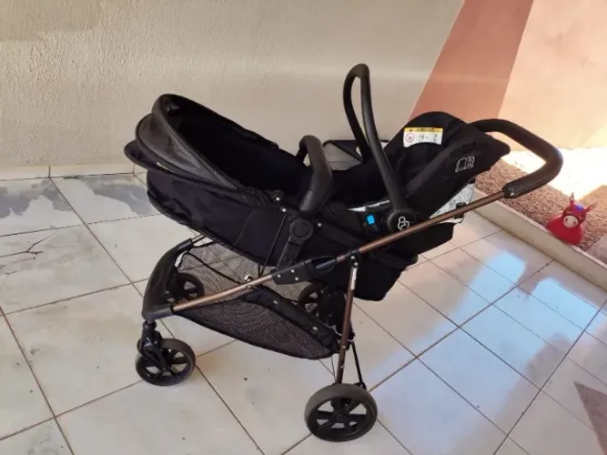 Carrinho de bebê Galzerano Napoli + bebê conforto