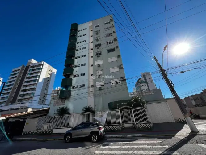 Apartamento semimobiliado para locação, com 2 dormitórios, sendo 1 suíte, localizado no ba