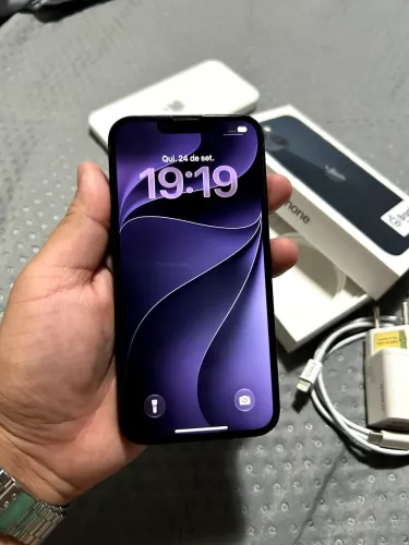 iPhone 13 - 128gb - Caixa original - carreagdor