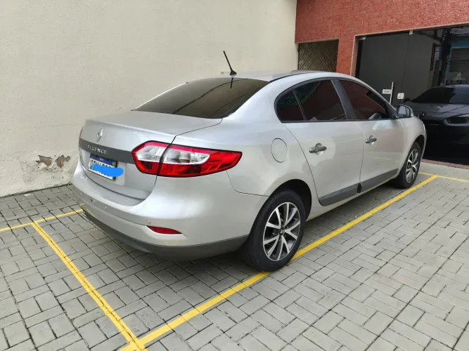 Renault Fluence Sed. Dynamique 2.0 16V Flex Aut. 2014