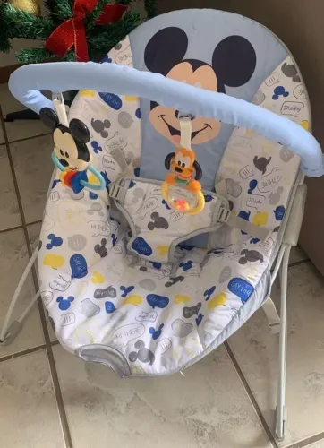 Cadeira musical para bebês Disney