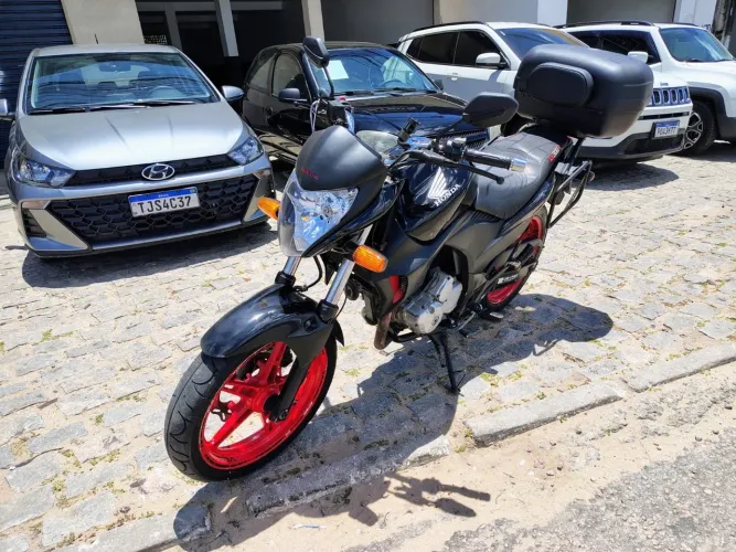 CB 300 2011