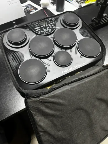 Bateria eletrônica Revas PB - 350 Roland