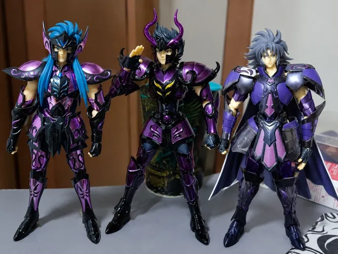 Cloth myth-3 cavaleiros Saga,Shura,Camus leia o anuncio