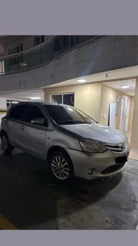 Toyota Etios XLS 1.5 Flex 16V 5P Mec. 2014