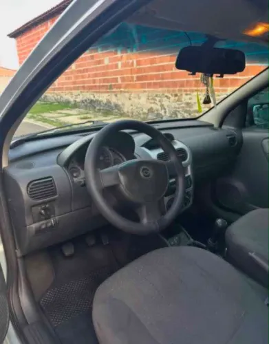 Chevrolet Corsa Hat. Premium 1.4 8V Econoflex 5P 2010