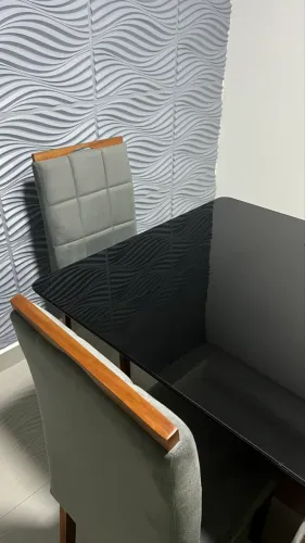 Mesa de vidro com madeira maciça 1,60x 90cm + 6 cadeiras
