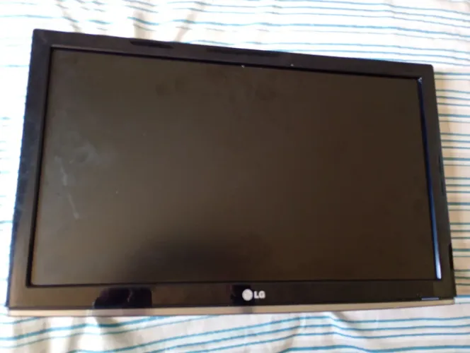 Tv e Monitor LG 22 Polegadas LCD Modelo 22LD330