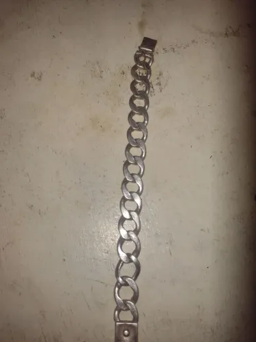 Pulseira de prata 925 prata pura por apenas 300 faço troca ou venda