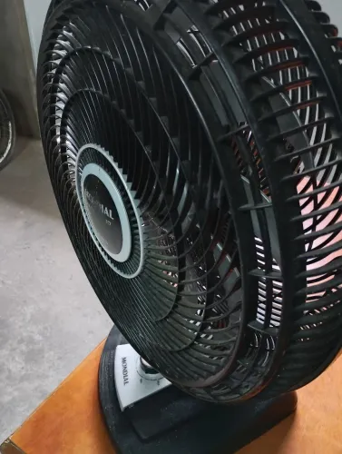 Ventilador 220v ( com defeito)