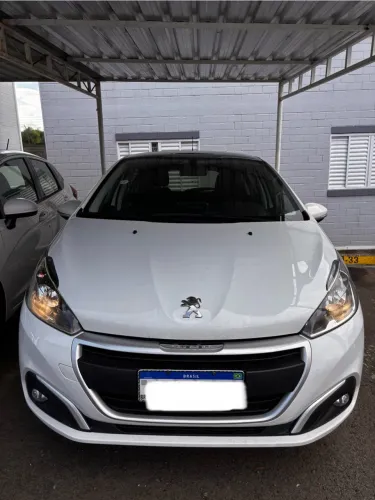 Peugeot 208 Allure 1.2 Flex 12V 5P Mec. 2019