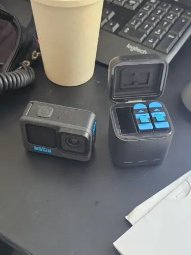 Go pro hero 13 Black edition + 2 baterias extras e hub
