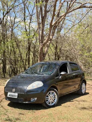 Fiat Punto Essence Dualogic 1.8 Flex 16V 5P 2012