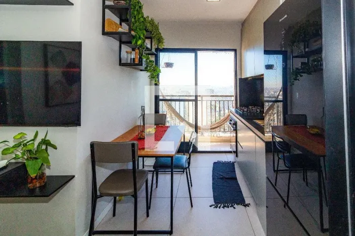 Apartamento à Venda - Veleiros, 2 Quartos, 40 m2